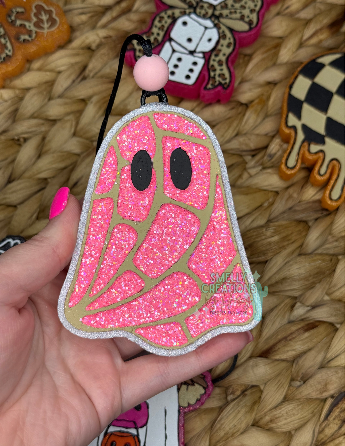 Concha Ghost